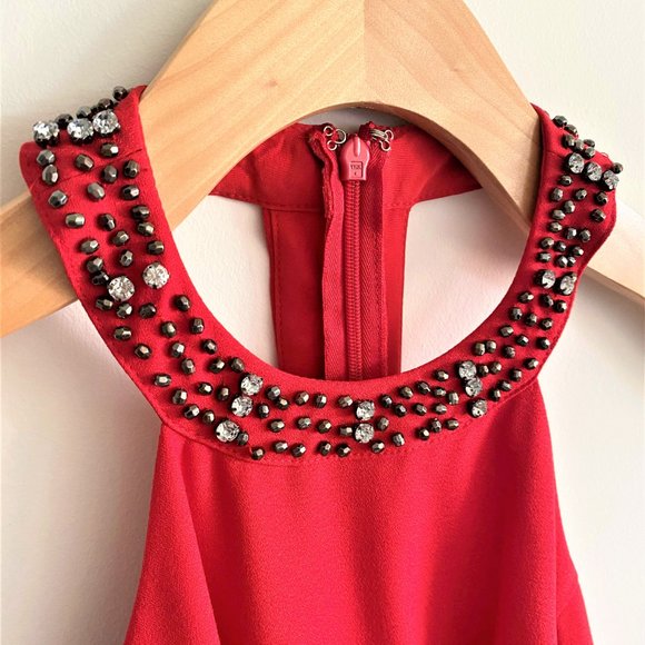 GUESS Jeweled Neckline T-Back Dress - Picture 3 of 6